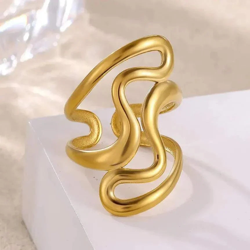 Velora Twist Adjustable Ring